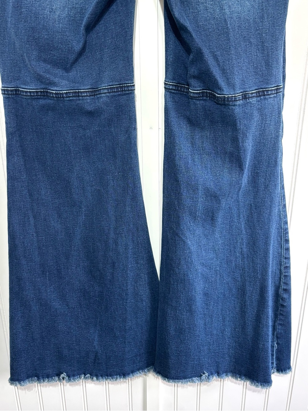 Umgee Denim Bell Bottom Flare Boho Jeans Raw Hem Stretch Size 13 Juniors Retro - Picture 7 of 14